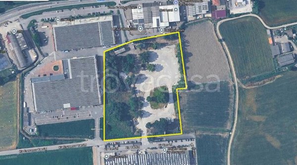terreno edificabile in vendita ad Offanengo