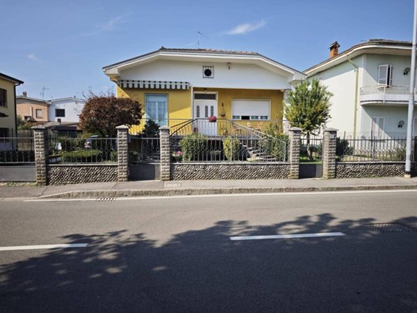 casa indipendente in vendita ad Offanengo