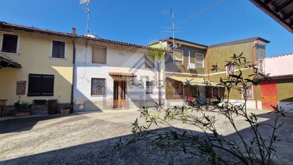 casa indipendente in vendita ad Olmeneta