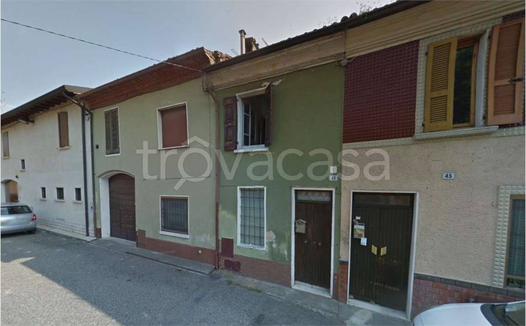 casa indipendente in vendita ad Ostiano