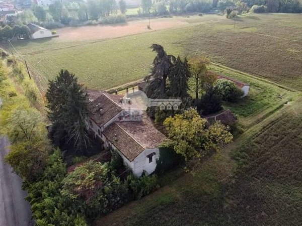 casale in vendita ad Ostiano