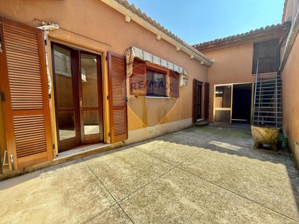 casa indipendente in vendita ad Ostiano