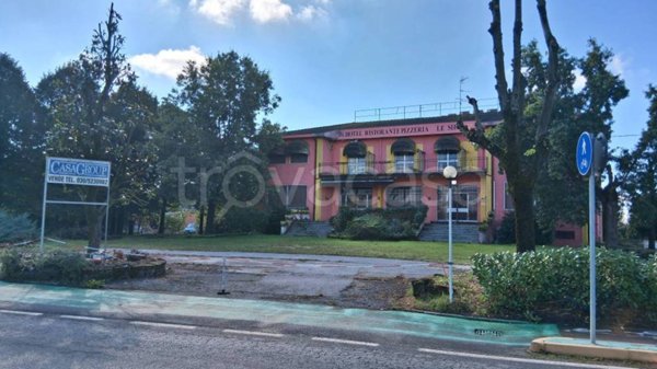 negozio in vendita ad Ostiano