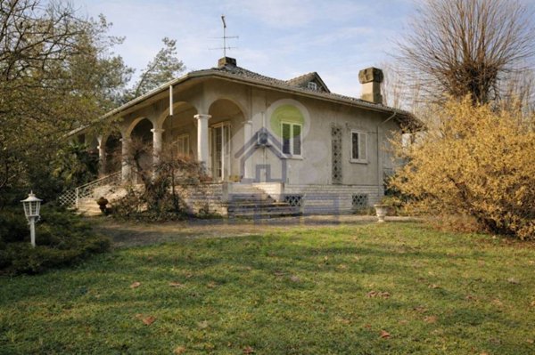 casa indipendente in vendita ad Ostiano