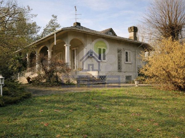 casa indipendente in vendita ad Ostiano