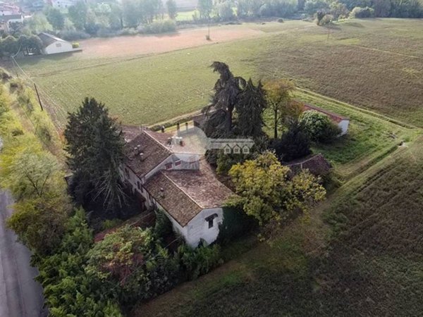 casa indipendente in vendita ad Ostiano