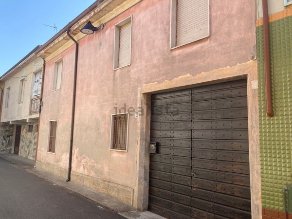 casa indipendente in vendita ad Ostiano