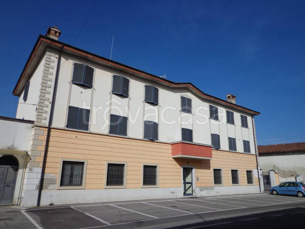 appartamento in vendita a Paderno Ponchielli in zona Ossolaro