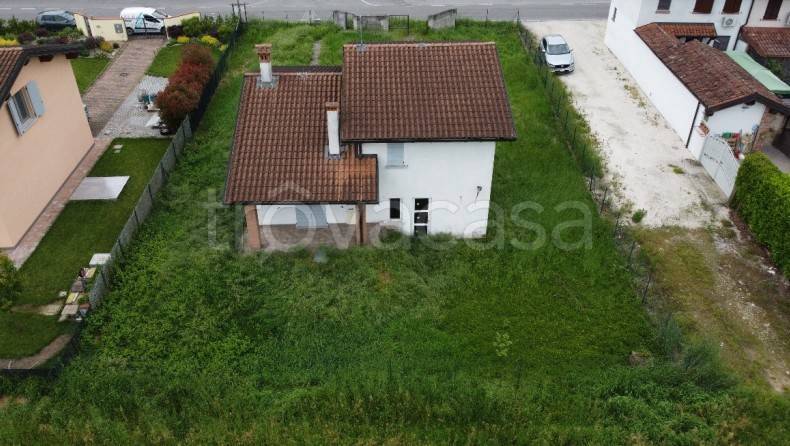 casa indipendente in vendita a Paderno Ponchielli in zona Ossolaro