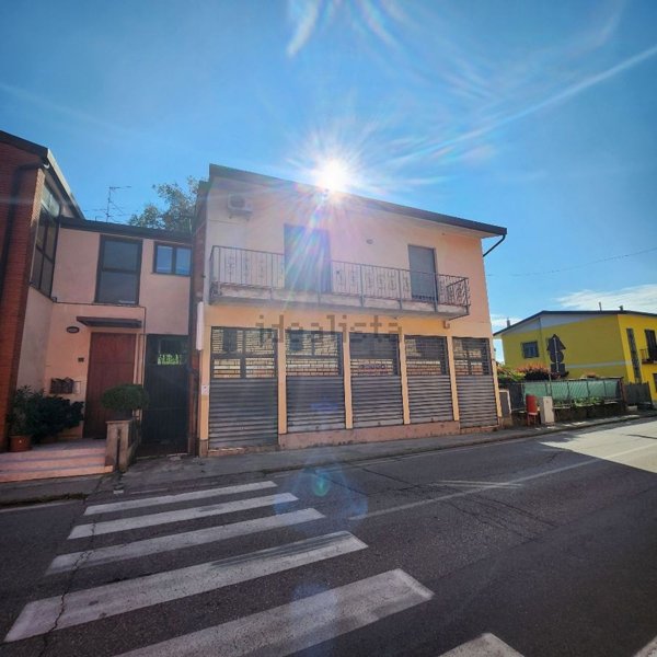 ufficio in vendita a Paderno Ponchielli