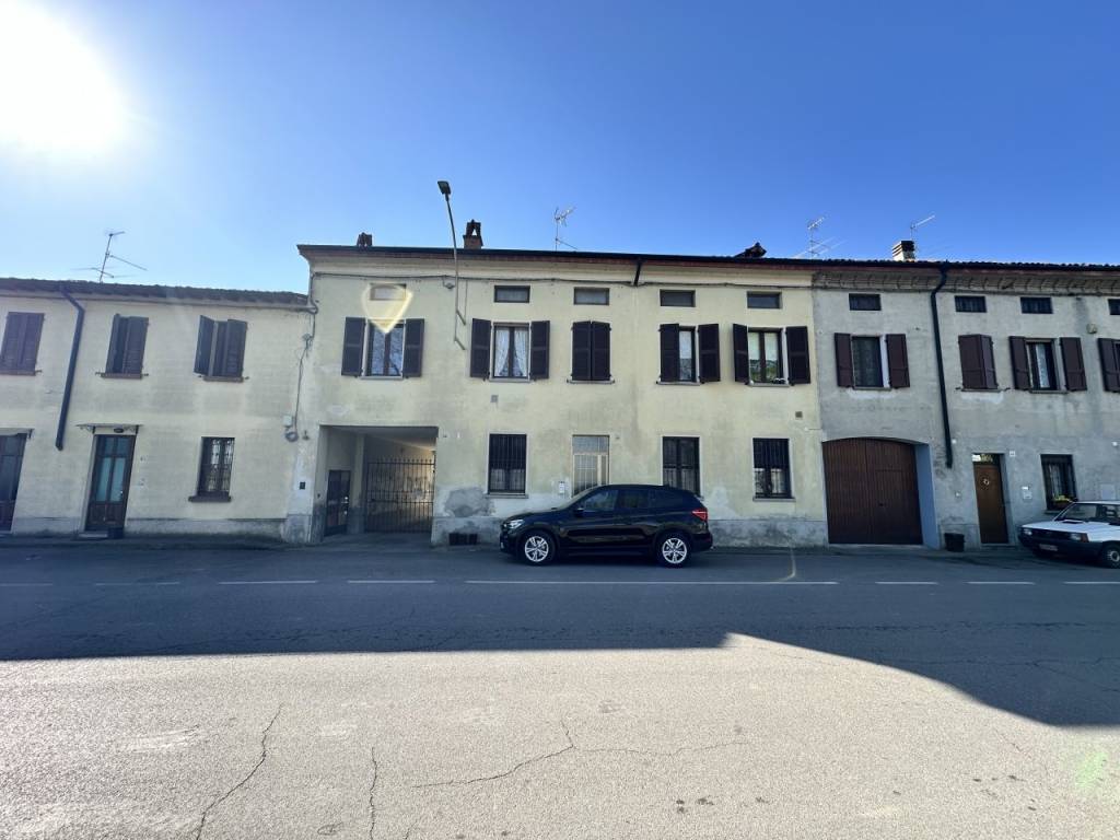 appartamento in vendita a Paderno Ponchielli in zona Ossolaro