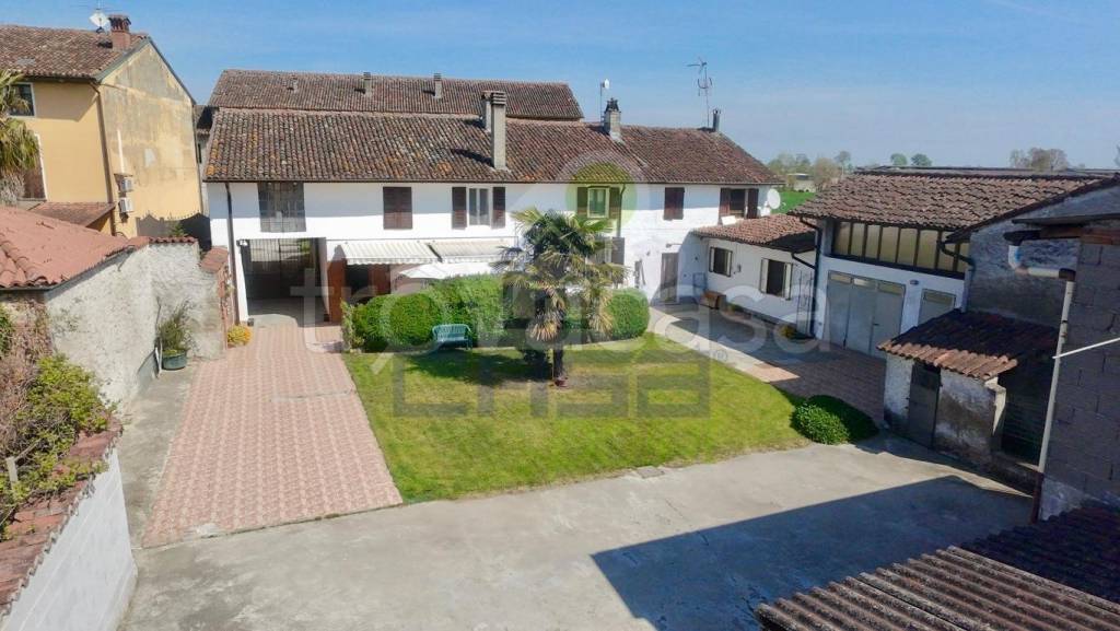 casa indipendente in vendita a Paderno Ponchielli in zona Acqualunga Badona