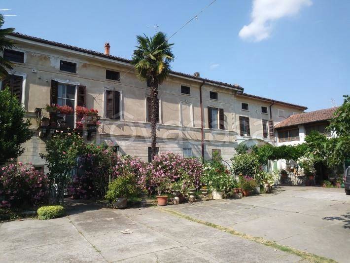 appartamento in vendita a Paderno Ponchielli