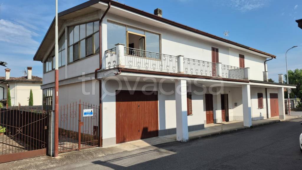 casa indipendente in vendita a Paderno Ponchielli