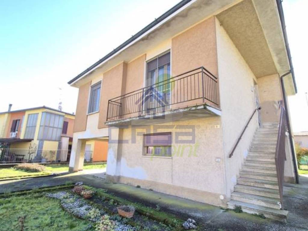 casa indipendente in vendita a Paderno Ponchielli