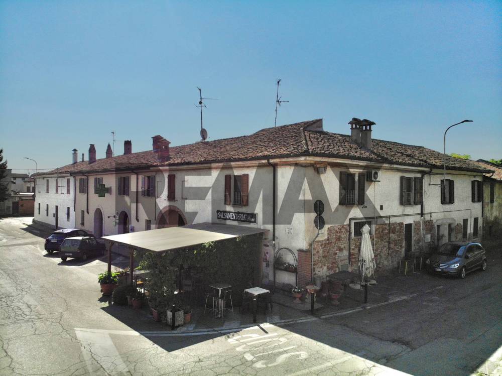 casa indipendente in vendita a Paderno Ponchielli