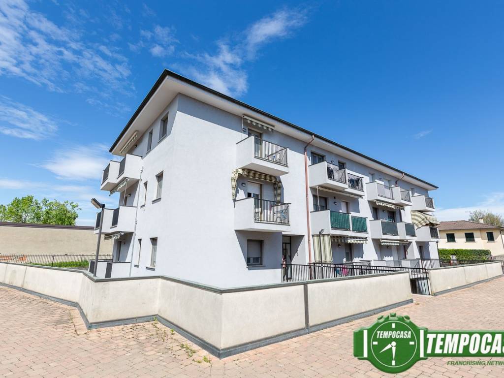 appartamento in vendita a Palazzo Pignano in zona Cascine Capri