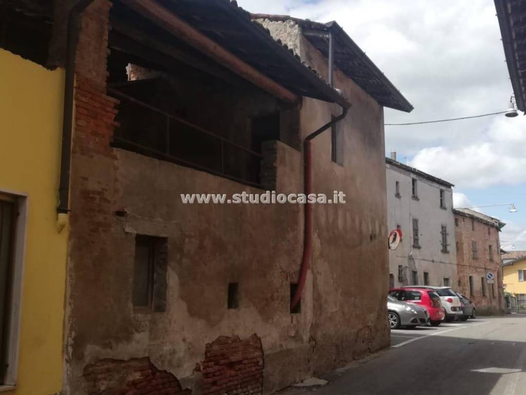 casa indipendente in vendita a Palazzo Pignano