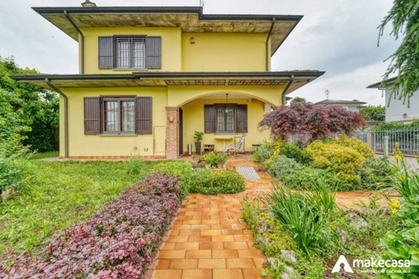 casa indipendente in vendita a Palazzo Pignano