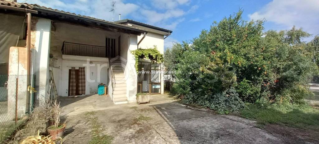 casa indipendente in vendita a Palazzo Pignano