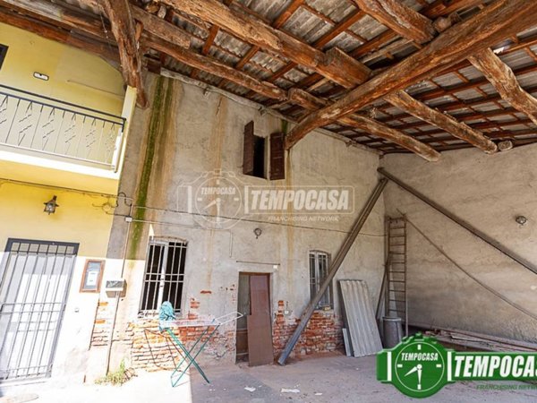 casa indipendente in vendita a Palazzo Pignano in zona Scannabue