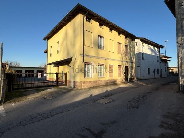 appartamento in vendita a Palazzo Pignano in zona Cascine Capri