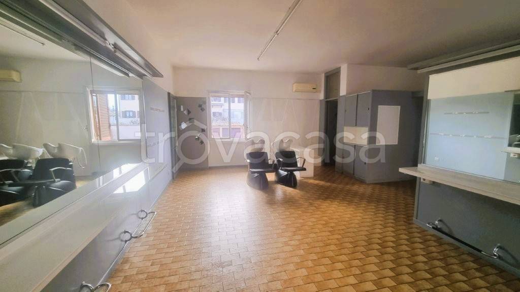 negozio in vendita a Palazzo Pignano