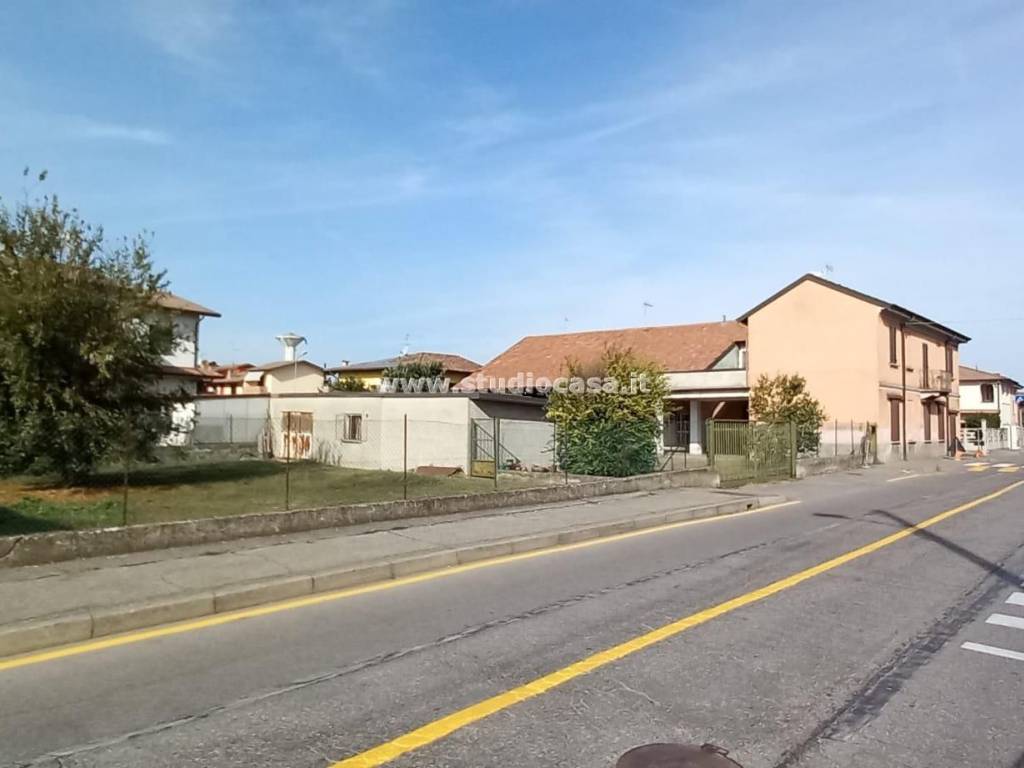 casa indipendente in vendita a Palazzo Pignano