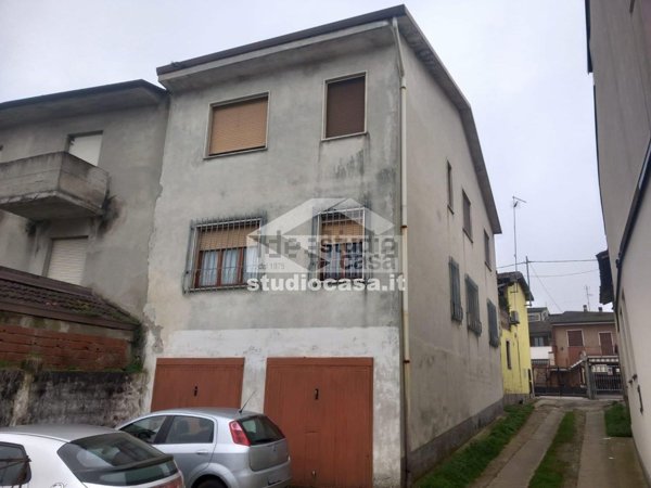 appartamento in vendita a Palazzo Pignano in zona Scannabue