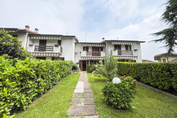 casa indipendente in vendita a Pandino