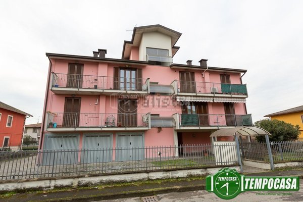 appartamento in vendita a Pandino