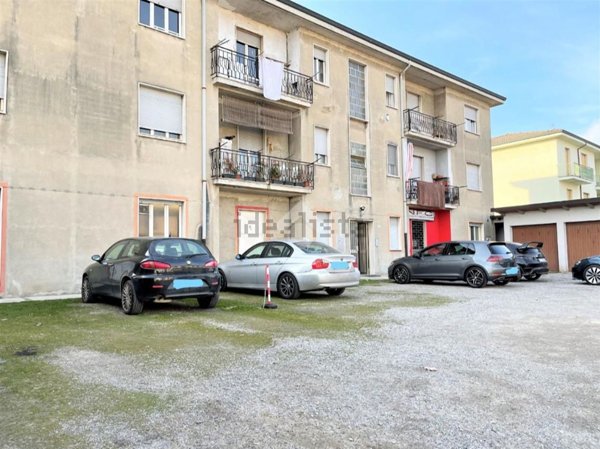 appartamento in vendita a Pandino in zona Nosadello