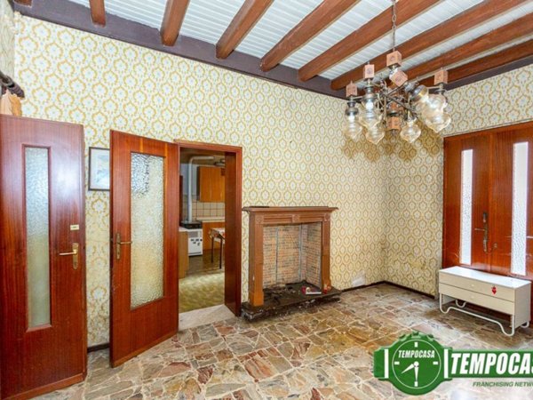 casa indipendente in vendita a Pandino