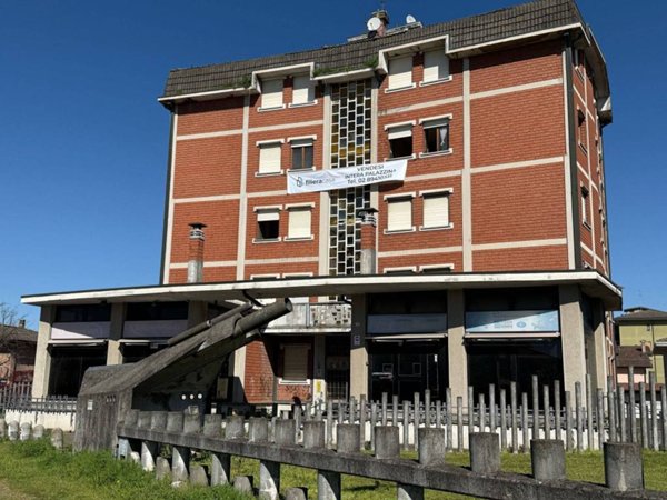 casa indipendente in vendita a Pandino