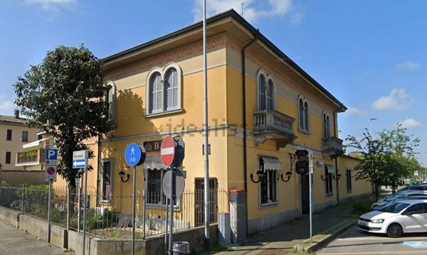 negozio in vendita a Pandino