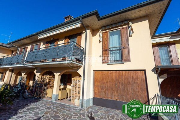casa indipendente in vendita a Pandino