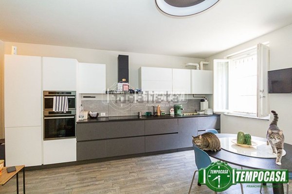 casa indipendente in vendita a Pandino