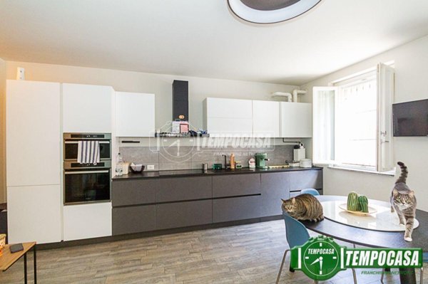 casa indipendente in vendita a Pandino