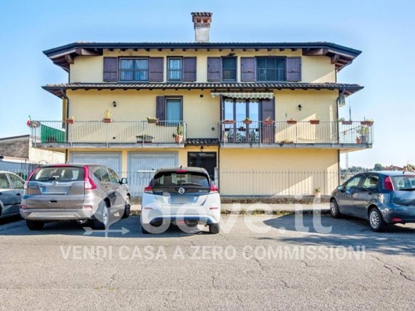 appartamento in vendita a Pandino in zona Nosadello