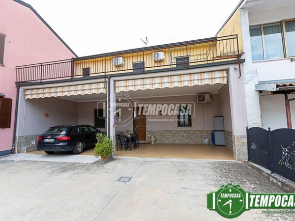 casa indipendente in vendita a Pandino in zona Nosadello