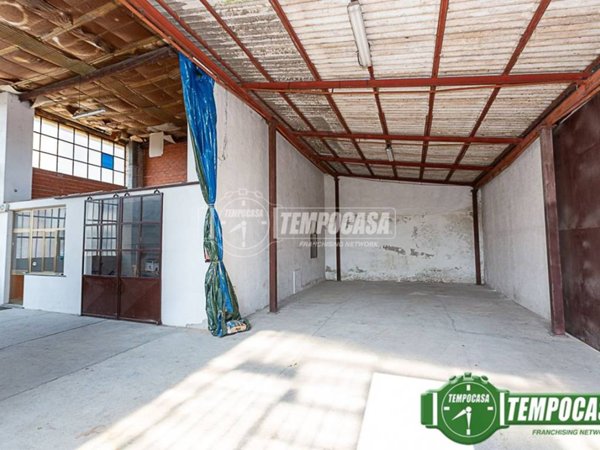 intera palazzina in vendita a Pandino