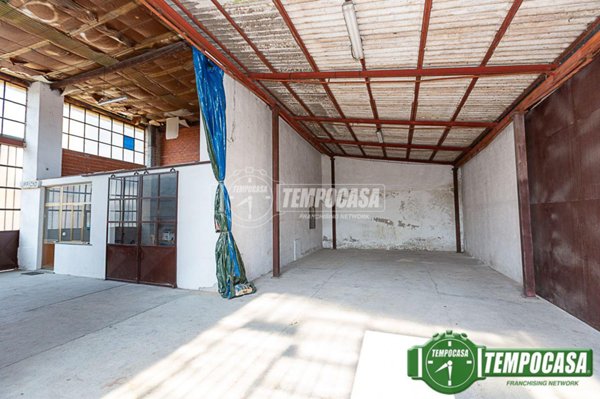 capannone in vendita a Pandino