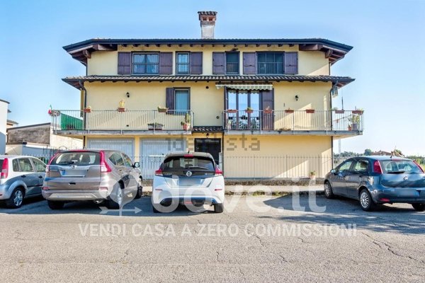 appartamento in vendita a Pandino in zona Nosadello