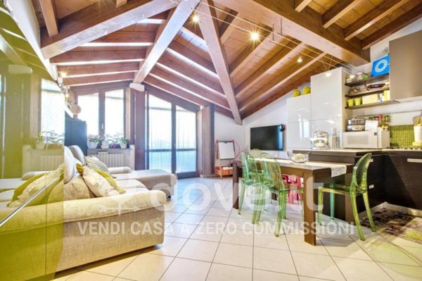 appartamento in vendita a Pandino in zona Nosadello