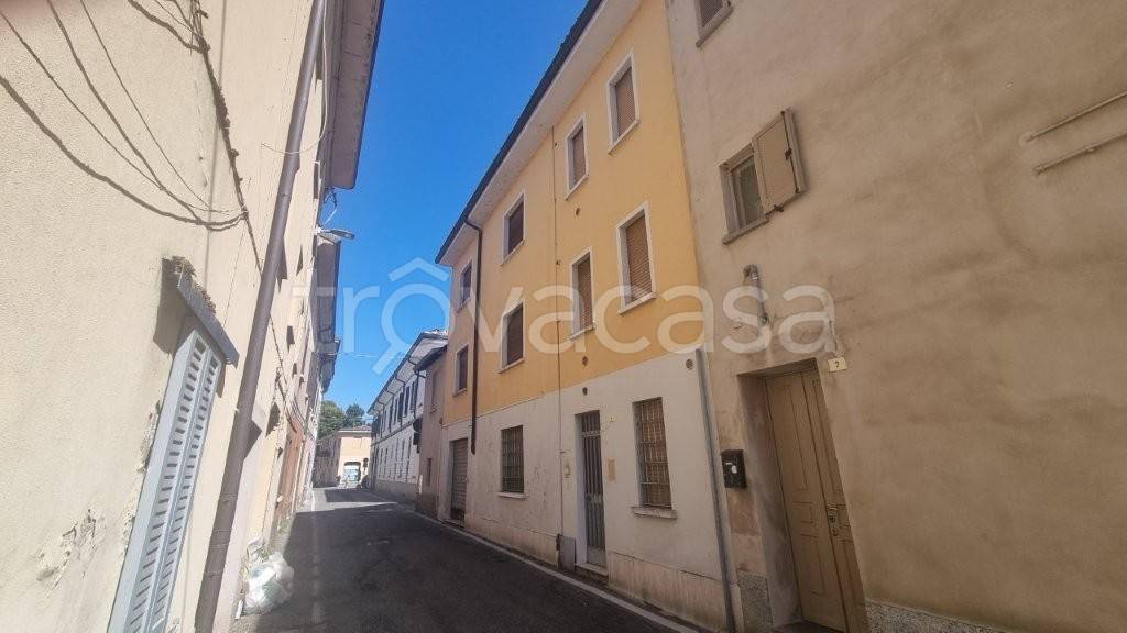 casa indipendente in vendita a Pandino