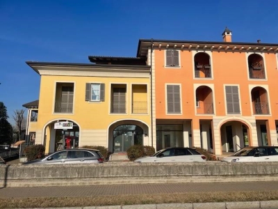 negozio in vendita a Pandino