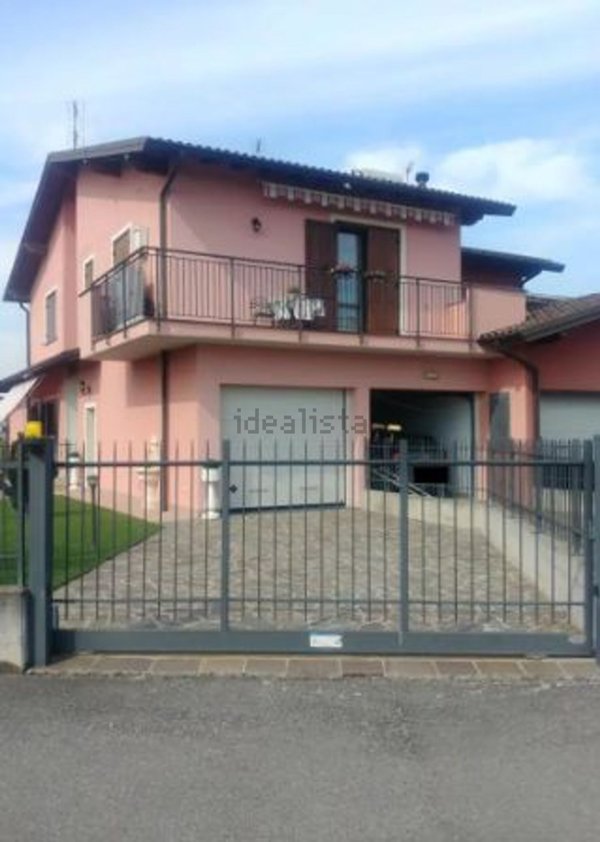 appartamento in vendita a Pandino