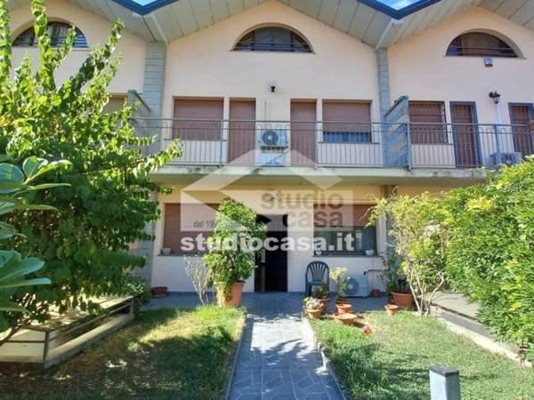 casa indipendente in vendita a Pandino