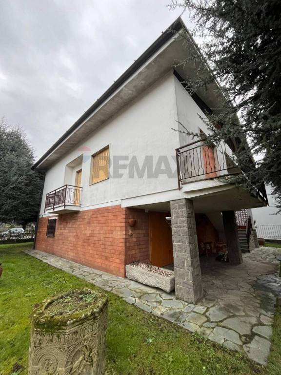 casa indipendente in vendita a Pandino