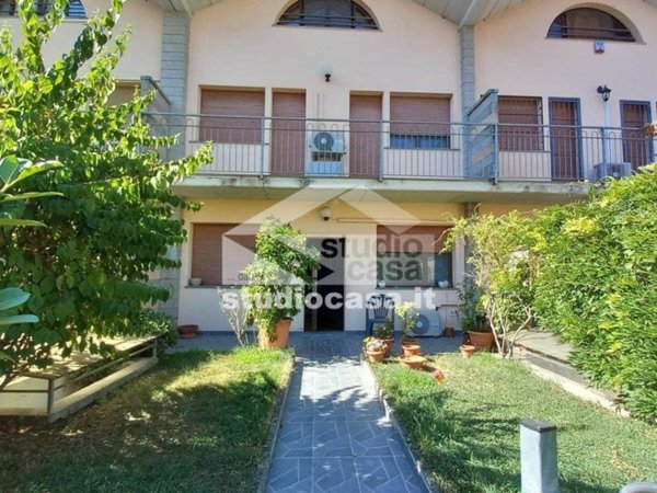 casa indipendente in vendita a Pandino